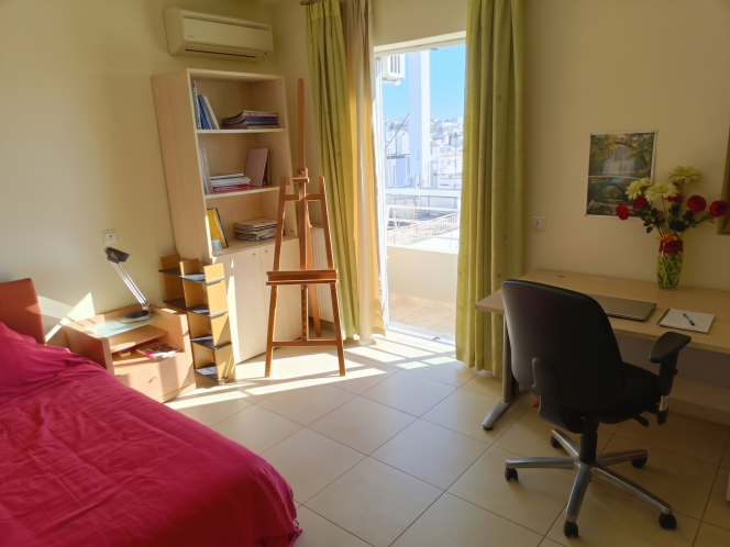 property-img